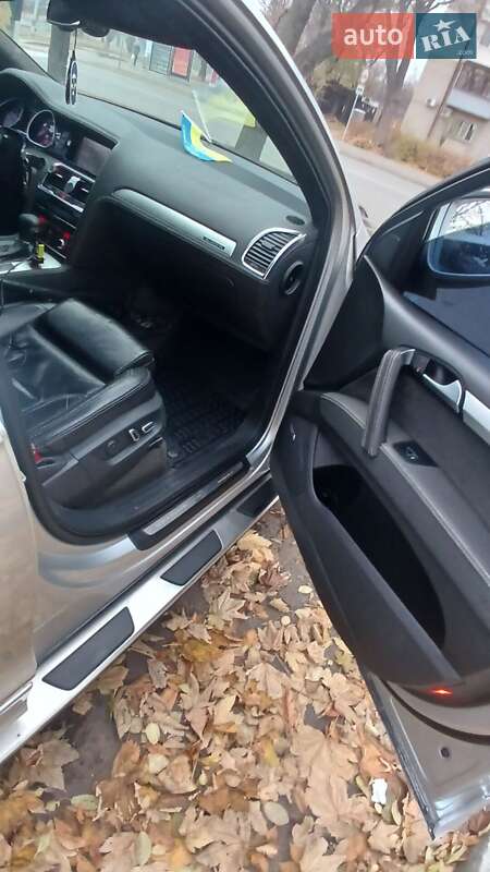 Внедорожник / Кроссовер Audi Q7 2007 в Киеве