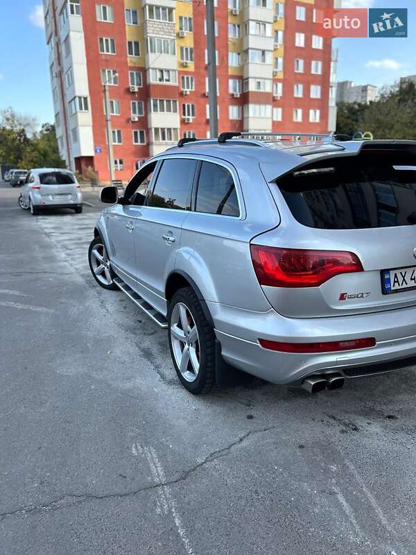 Внедорожник / Кроссовер Audi Q7 2007 в Киеве