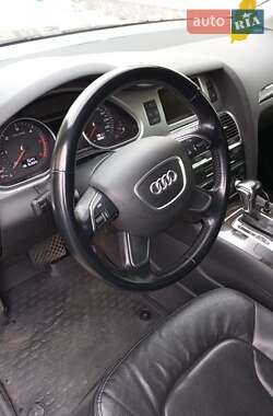Внедорожник / Кроссовер Audi Q7 2014 в 