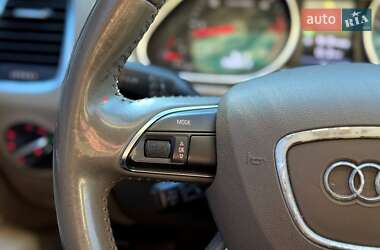 Внедорожник / Кроссовер Audi Q7 2014 в 