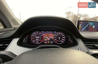 Внедорожник / Кроссовер Audi Q7 2018 в 