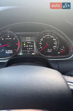 Внедорожник / Кроссовер Audi Q7 2012 в 