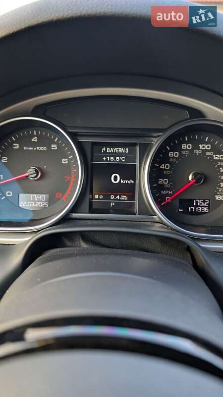 Позашляховик / Кросовер Audi Q7 2015 в Ужгороді