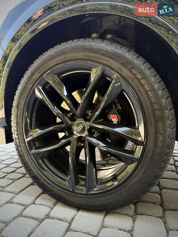 Внедорожник / Кроссовер Audi Q7 2016 в Львове