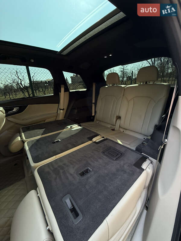 Внедорожник / Кроссовер Audi Q7 2016 в Львове