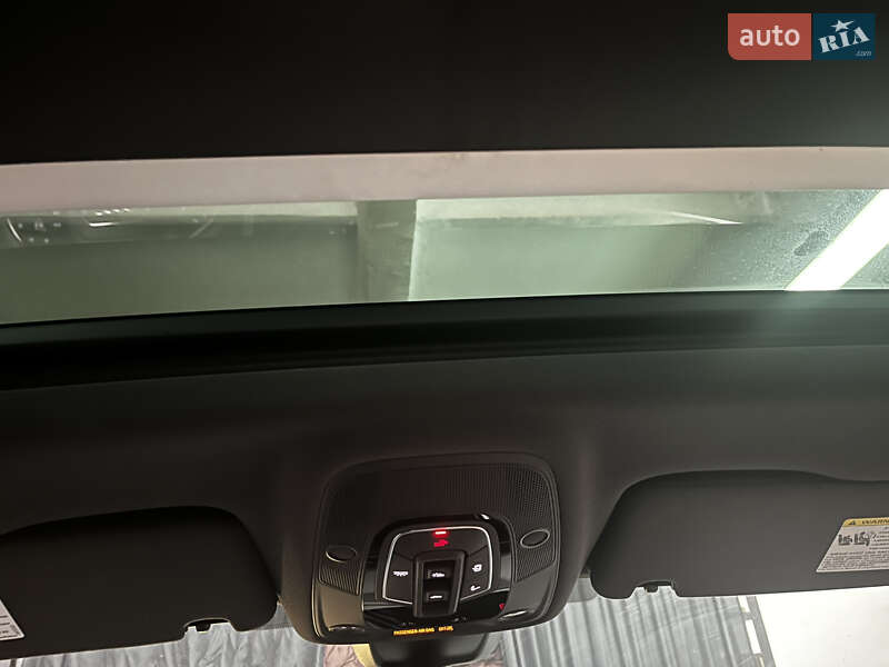 Внедорожник / Кроссовер Audi Q7 2023 в Нетешине