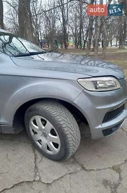 Внедорожник / Кроссовер Audi Q7 2008 в 