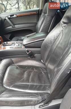 Внедорожник / Кроссовер Audi Q7 2008 в 