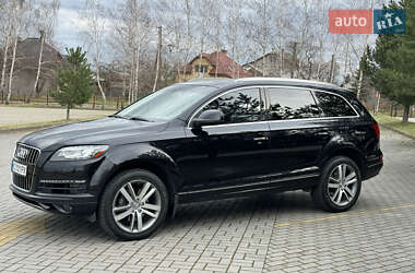 Внедорожник / Кроссовер Audi Q7 2011 в 