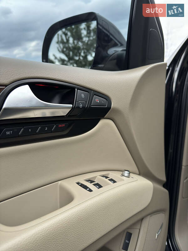 Внедорожник / Кроссовер Audi Q7 2011 в Дрогобыче
