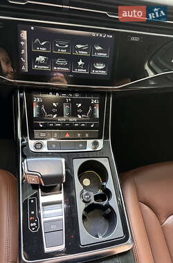 Внедорожник / Кроссовер Audi Q7 2021 в 