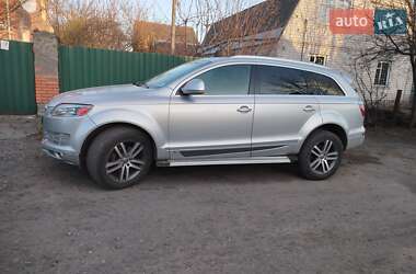 Внедорожник / Кроссовер Audi Q7 2006 в 