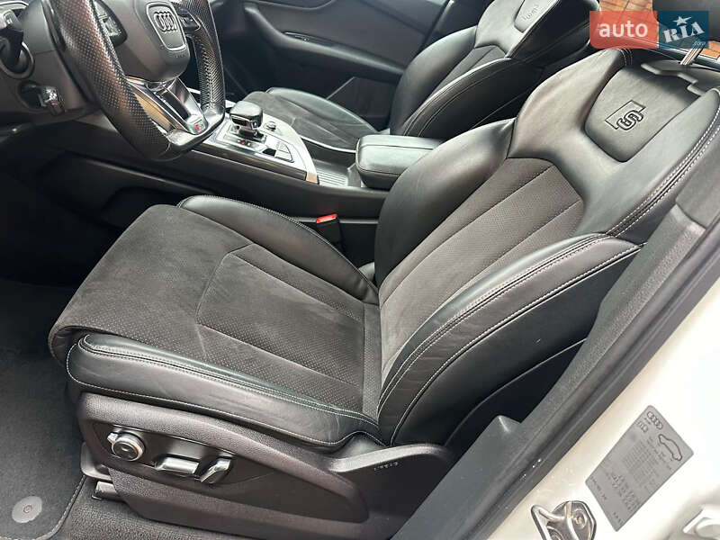 Внедорожник / Кроссовер Audi Q7 2015 в Хмельницком