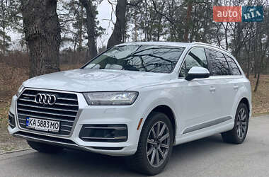 Внедорожник / Кроссовер Audi Q7 2018 в 
