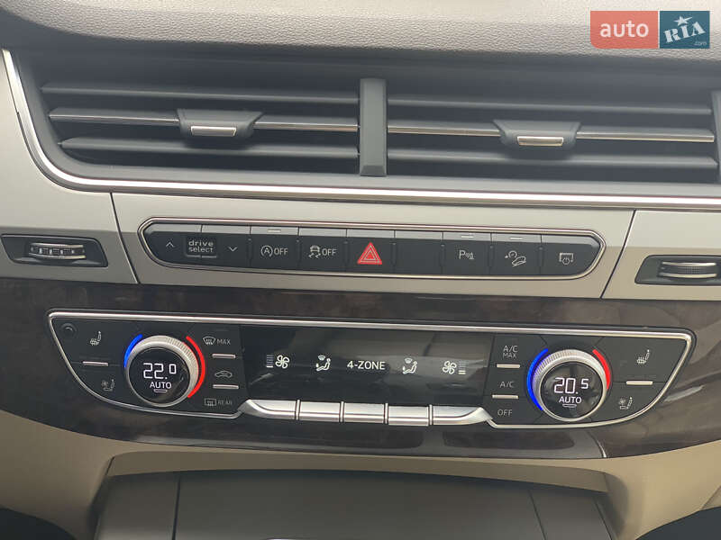 Внедорожник / Кроссовер Audi Q7 2018 в Киеве