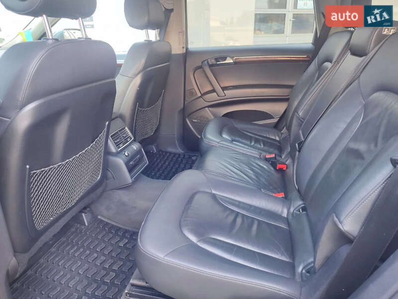 Внедорожник / Кроссовер Audi Q7 2012 в Одессе