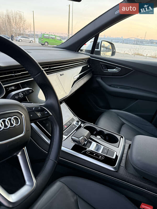 Внедорожник / Кроссовер Audi Q7 2020 в Киеве фото 13 Внедорожник / Кроссовер Audi Q7 2020 в Киеве