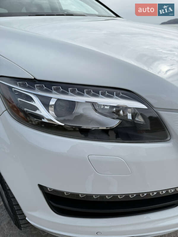 Позашляховик / Кросовер Audi Q7 2013 в Одесі