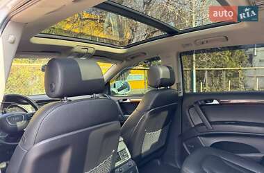 Позашляховик / Кросовер Audi Q7 2013 в 