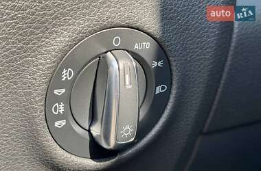 Позашляховик / Кросовер Audi Q7 2013 в 