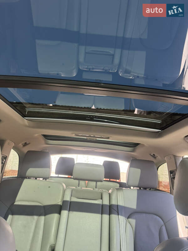 Позашляховик / Кросовер Audi Q7 2013 в Львові