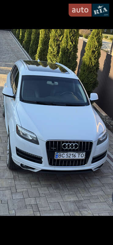 Внедорожник / Кроссовер Audi Q7 2015 в Самборе