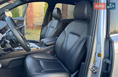 Внедорожник / Кроссовер Audi Q7 2017 в Киеве