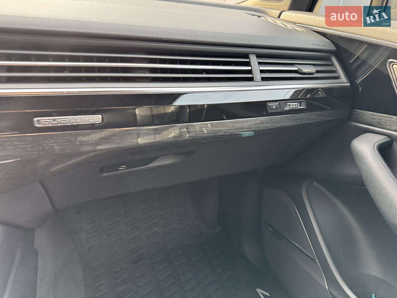 Внедорожник / Кроссовер Audi Q7 2018 в Ивано-Франковске