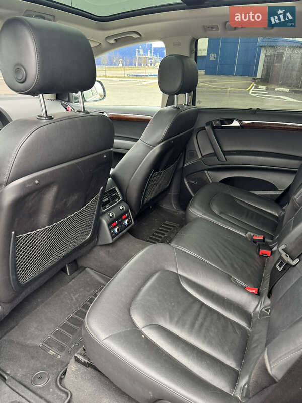 Внедорожник / Кроссовер Audi Q7 2013 в Ровно