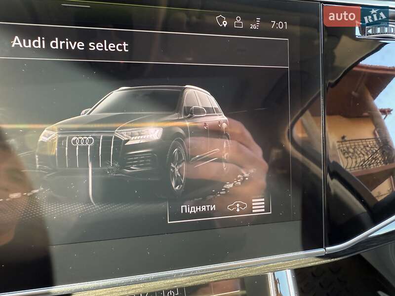 Позашляховик / Кросовер Audi Q7 2020 в Львові
