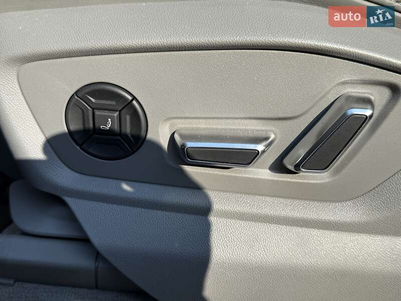 Позашляховик / Кросовер Audi Q7 2020 в Львові