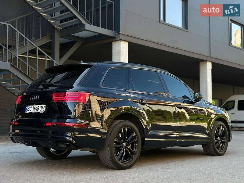Внедорожник / Кроссовер Audi Q7 2017 в Львове