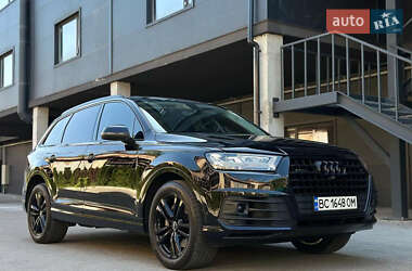 Внедорожник / Кроссовер Audi Q7 2017 в 
