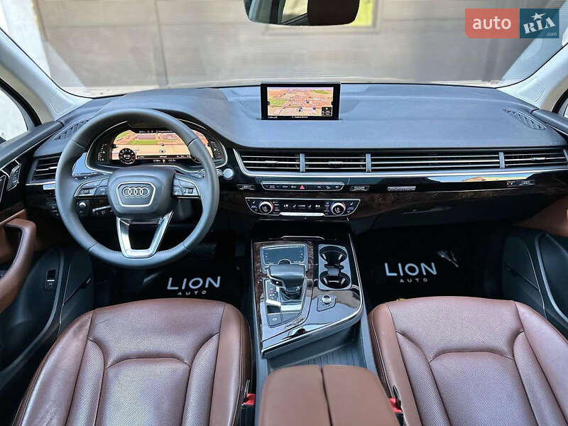 Внедорожник / Кроссовер Audi Q7 2017 в Львове