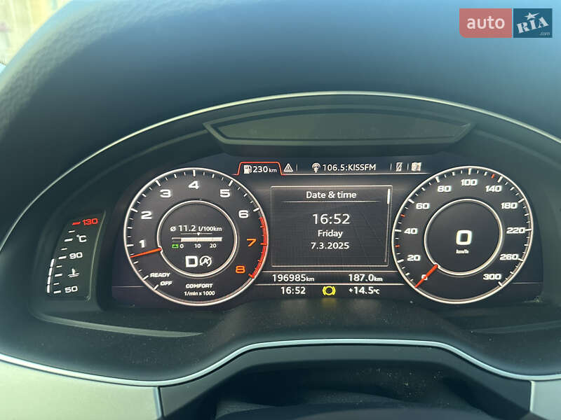 Внедорожник / Кроссовер Audi Q7 2017 в Барышевке