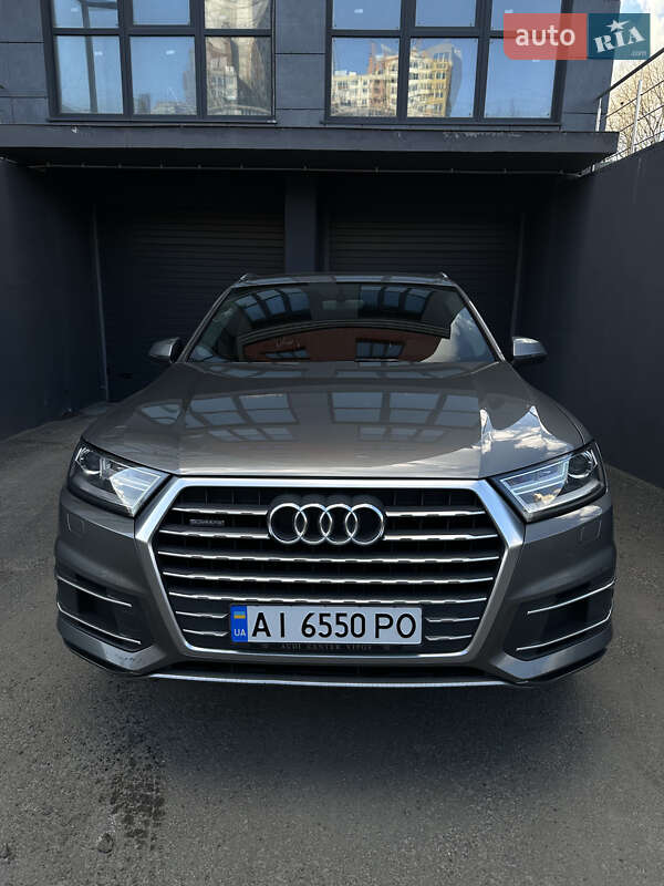 Audi Q7 2016