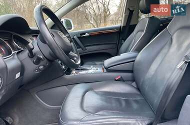 Внедорожник / Кроссовер Audi Q7 2015 в 