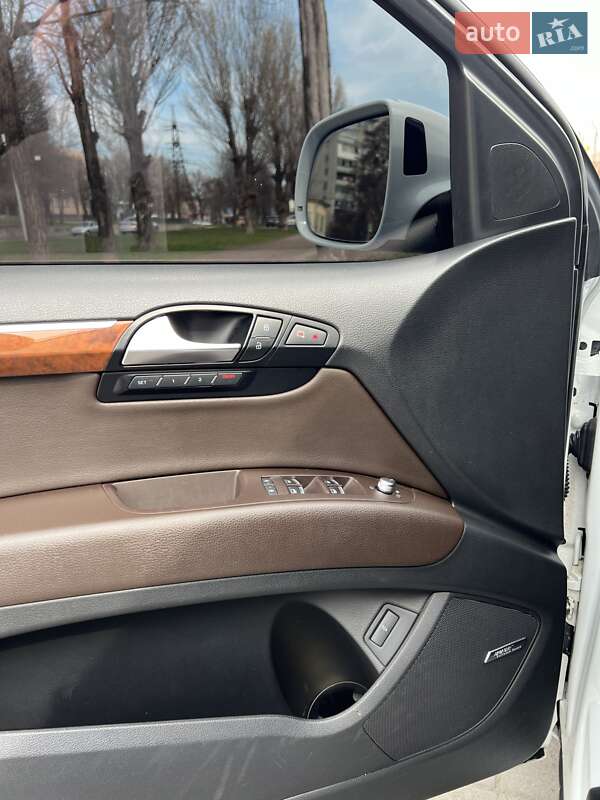 Внедорожник / Кроссовер Audi Q7 2014 в Киеве фото 21 Внедорожник / Кроссовер Audi Q7 2014 в Киеве