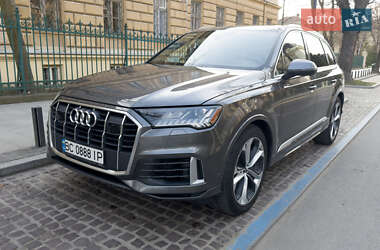 Внедорожник / Кроссовер Audi Q7 2020 в 
