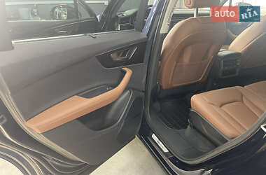 Внедорожник / Кроссовер Audi Q7 2023 в 