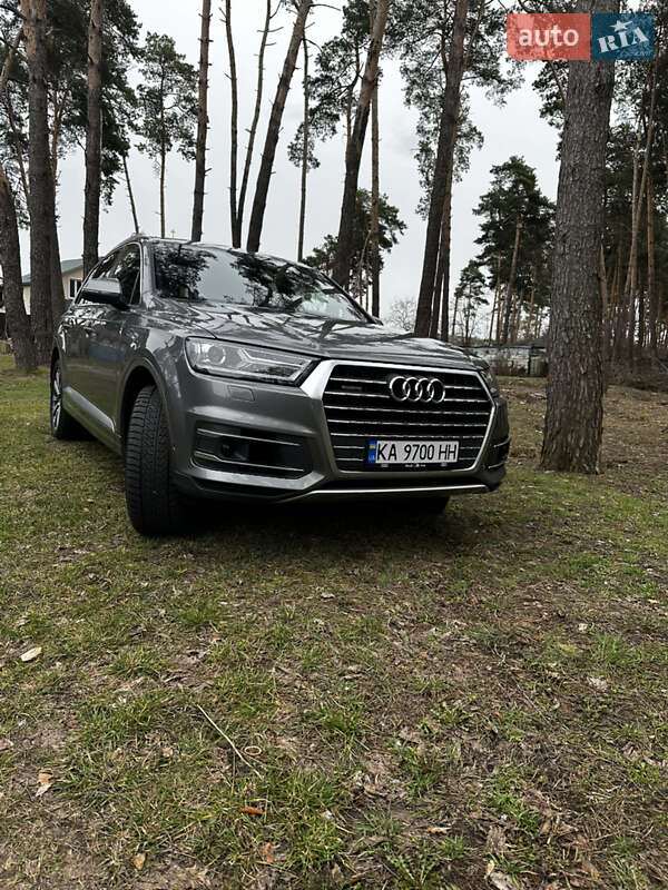 Внедорожник / Кроссовер Audi Q7 2016 в Броварах