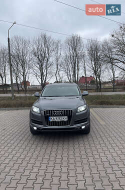 Внедорожник / Кроссовер Audi Q7 2015 в Миргороде