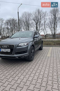 Внедорожник / Кроссовер Audi Q7 2015 в Миргороде