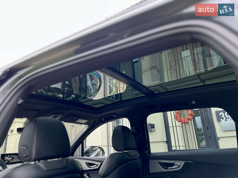 Внедорожник / Кроссовер Audi Q7 2017 в Одессе