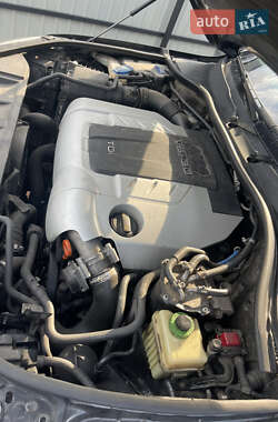 Внедорожник / Кроссовер Audi Q7 2007 в 