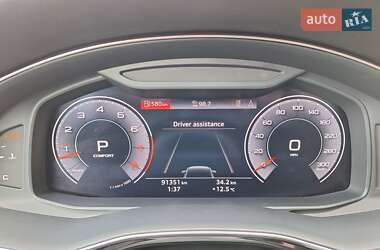 Внедорожник / Кроссовер Audi Q7 2020 в 