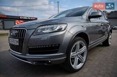 Внедорожник / Кроссовер Audi Q7 2014 в 