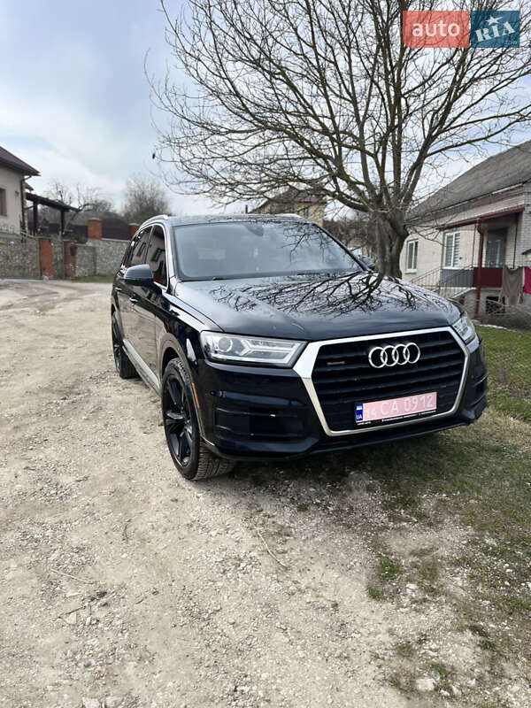 Внедорожник / Кроссовер Audi Q7 2019 в Тернополе