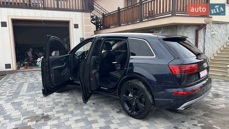 Внедорожник / Кроссовер Audi Q7 2019 в Тернополе