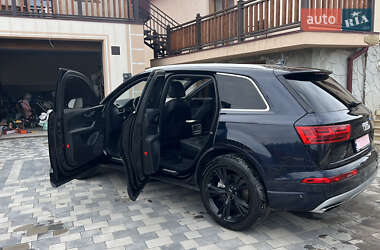Внедорожник / Кроссовер Audi Q7 2019 в 